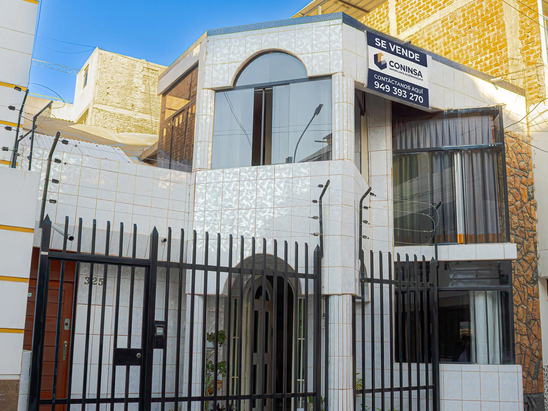 Casa en venta a media cuadra del pasaje Yortuque